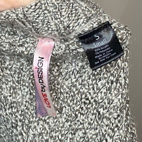 Love by Design Tan Gray Knit Sweater Size Small - Picture 3 of 5